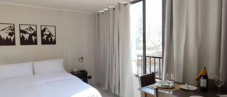 1 bedroom, WiFi, bed sheets