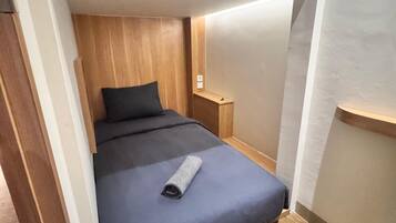 Single Room | Free WiFi