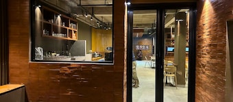 ALTHIA PRIVATE CAPSULE QUARTERS