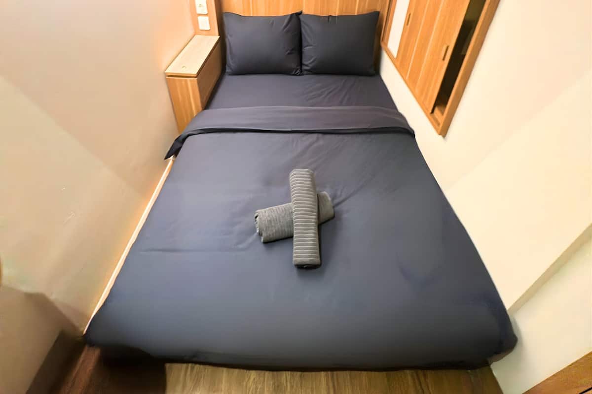 Habitación doble, 1 cama de matrimonio, no fumadores | Wifi gratis