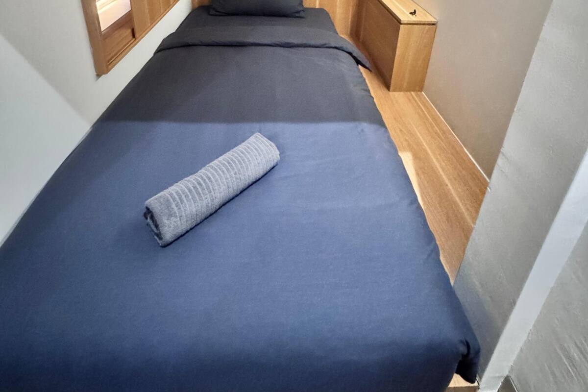 Single Room | Free WiFi