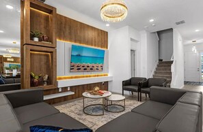 House | 8 bedrooms - Brand NEW 8bedrooms 8bathrooms At Paradiso Grande (Orlando)