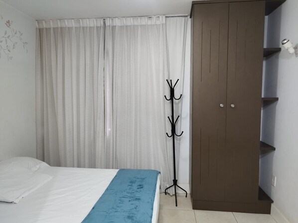 1 soverom og sengetøy