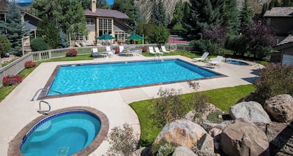 Single family home on Beaver Creek golf course with lots of upgrades!!