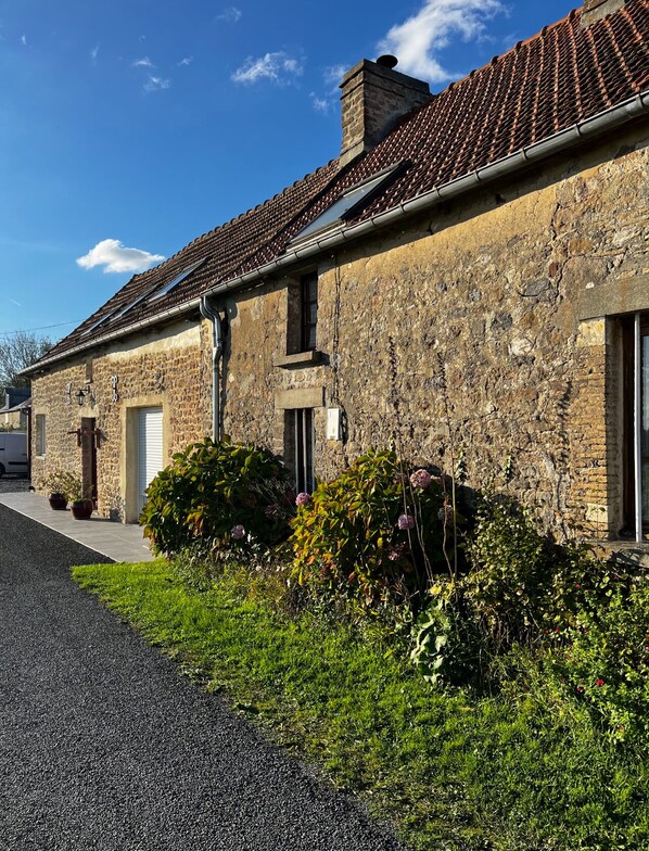 Exterior - Le Refuge de la liberté, country house with view of the Baie des Veys (Carentan-les-Marais)