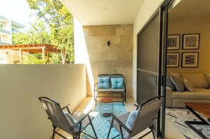 Terrace/patio - RayoDeSol Condo Gated, 10min to Beach,Gym,6Pools (Solidaridad)