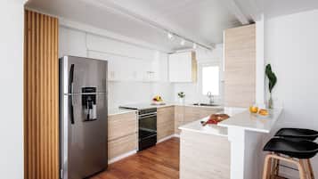 Duplex, sacada, vista para o jardim | Cozinha privada