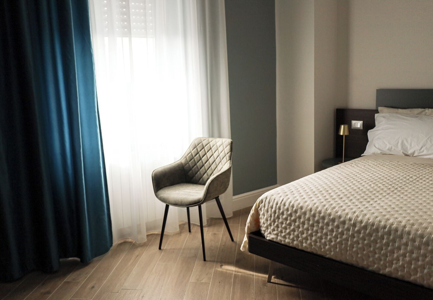 Deluxe kamer, uitzicht op vallei | Een kluis op de kamer, verduisterende gordijnen, geluiddichte muren