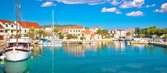Holiday home Paula- with hot tub, 200m from the beach