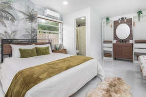 5 bedrooms, iron/ironing board, WiFi, bed sheets - Sunset Retreat - Spacious 5-bedroom house with POOL in awesome Miami (Miami)
