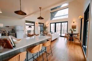 Interior - Stonehaven | Hocking Hills, Modern, Views, Hot Tub (Rockbridge)