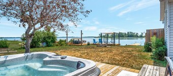 West Lake Cottage at The Birch