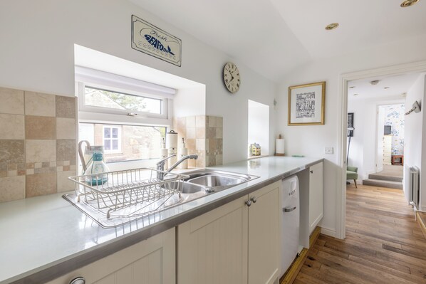 غلّاية كهربائية، مناشف ورقية