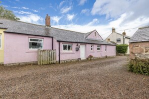 Exterior - The Smithy - North East Escapes (Chathill)