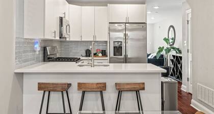 South Philly |Pvt Patio| Workspace |Walk Downtown