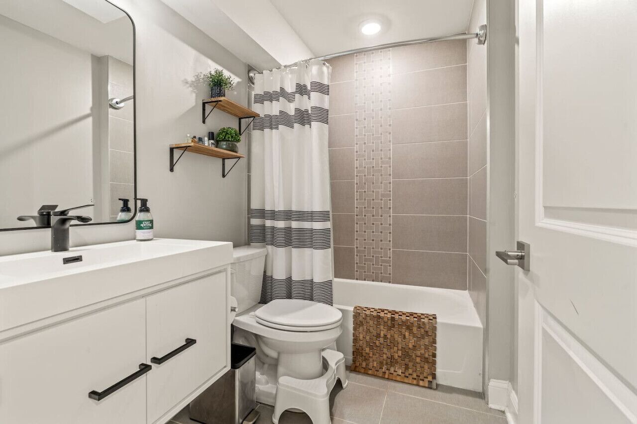 Hair dryer, towels