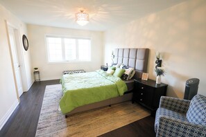 4 habitaciones, tabla de planchar con plancha y wifi gratis 