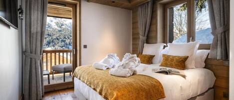 3 室のベッドルーム、WiFi、ベッドシーツ