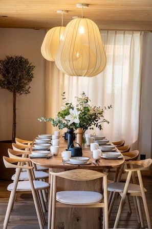 Dining - Wifi, 1st floor, sauna, hammam, terrace, fireplace or stove, tv, 168m², Méribel (Méribel - Les Allues)