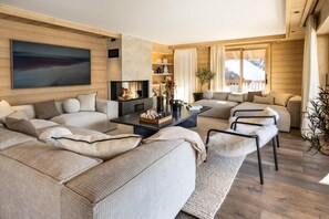 Living area - Wifi, 1st floor, sauna, hammam, terrace, fireplace or stove, tv, 168m², Méribel (Méribel - Les Allues)