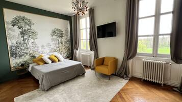 6 Schlafzimmer, Reisekinderbett, kostenloses WLAN, Bettwäsche