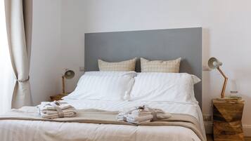 Design Double or Twin Room | Free WiFi