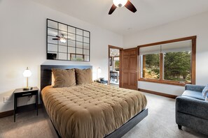 2 chambres, fer et planche Ă repasser, Wi-Fi gratuit, draps fournis