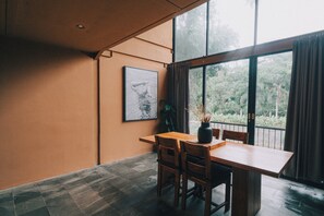 Loft River View | Premium bedding, minibar, desk, laptop workspace - Loji Nyanyi Suite & Brew (Cemagi)