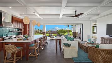 Casa | 5 quartos, acesso à internet de alta velocidade