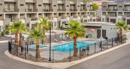 Best Value in St George - Green Valley Getaway
