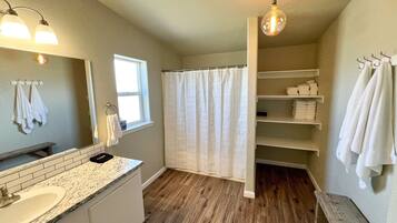 3 bedrooms