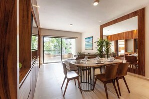 Dining - OMG! NEW Casa Tortuga 10min>Caribe~WIFI 200MB~Gym (Solidaridad)