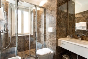 House, Smoking | 3 bedrooms