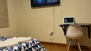 2 bedrooms, iron/ironing board, WiFi, bed sheets - Fully furnished two-bedroom apartment (Cuenca)