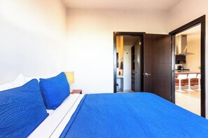 3 quartos, ferros/tábuas de passar roupa, Wi-Fi, roupa de cama