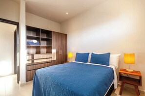 3 Schlafzimmer, Bügeleisen/Bügelbrett, WLAN, Bettwäsche