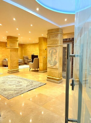 Reception - Mirage Pyramids View  (Giza)