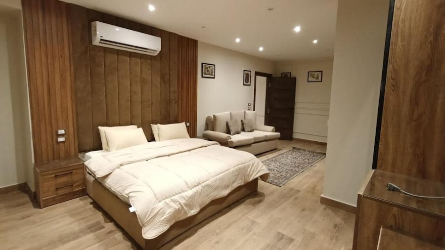 Mirage Pyramids View