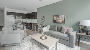Apartment, 2 Bedrooms | Individually decorated, individually furnished, desk, laptop workspace - Landing Midtown (Birmingham)