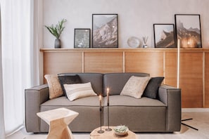 Apartment | 2 bedrooms - Tibi - 2 Bedrooms and Office in Eixample Esquerra (Barcelona)