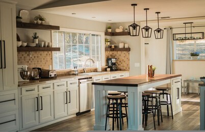 Casa Oso 的日落景觀 Boulder Bliss 熱水浴缸度假屋  