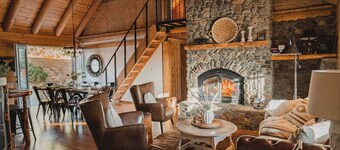 Scenic View Yosemite Cabin With Hottub by Casa Oso