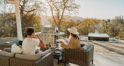 Sunset Glow Hidden Meadow BBQ Hottub by Casa Oso