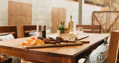 Panoramic Lookout Sierra Serenity BBQ by Casaoso