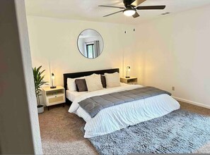 2 habitaciones y escritorio 