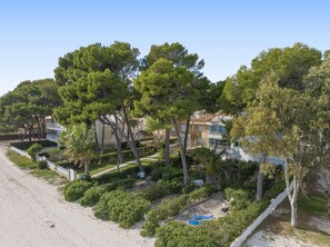 Property grounds - Casa Ketilla, front line apartment (Alcúdia)