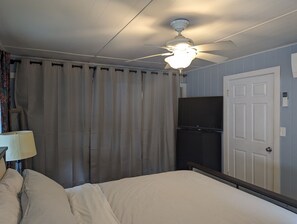 1 bedroom, iron/ironing board, travel crib, free WiFi