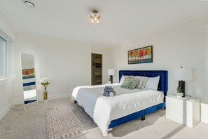 4 quartos, escrivaninha, ferros/tábuas de passar roupa, Wi-Fi