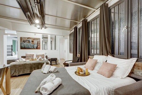 157 Rudi – Superbe loft au coeur de Paris 11