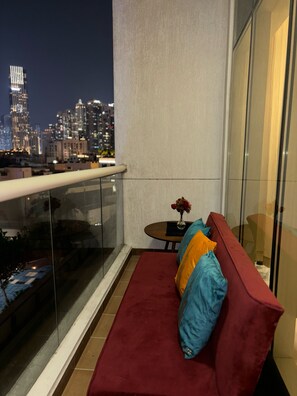 Deluxe Studio Suite, Balcony, City View | Terrace/patio - Stunning Studio Dubai with Rooftop Pool (Dubai)